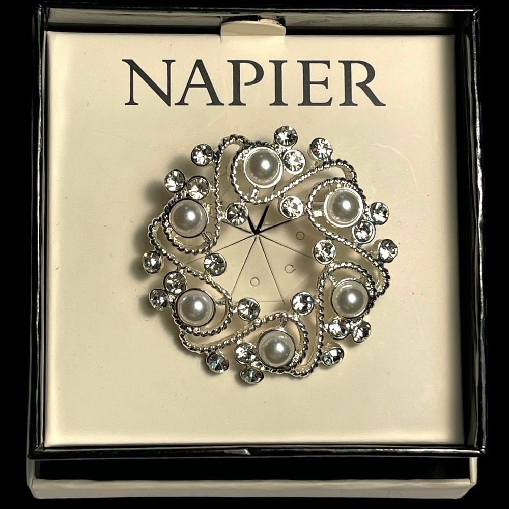 NAPIER  Silver Tone Circular Filagree Faux Pearls Rhinestones Brooch Pin VTG